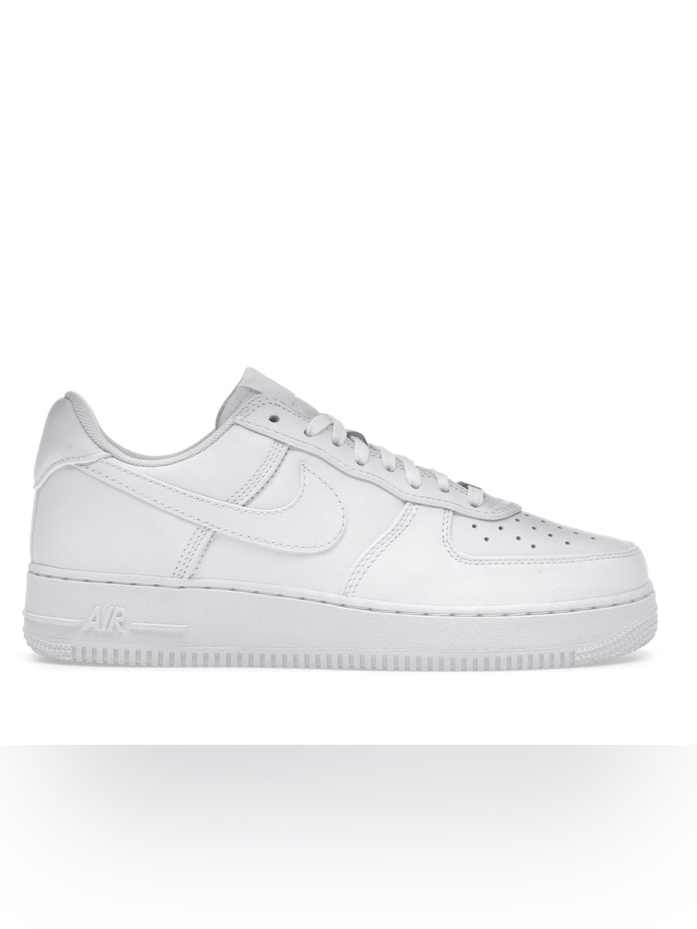 Nike Air Force One ‘07 Triple White Sneakers